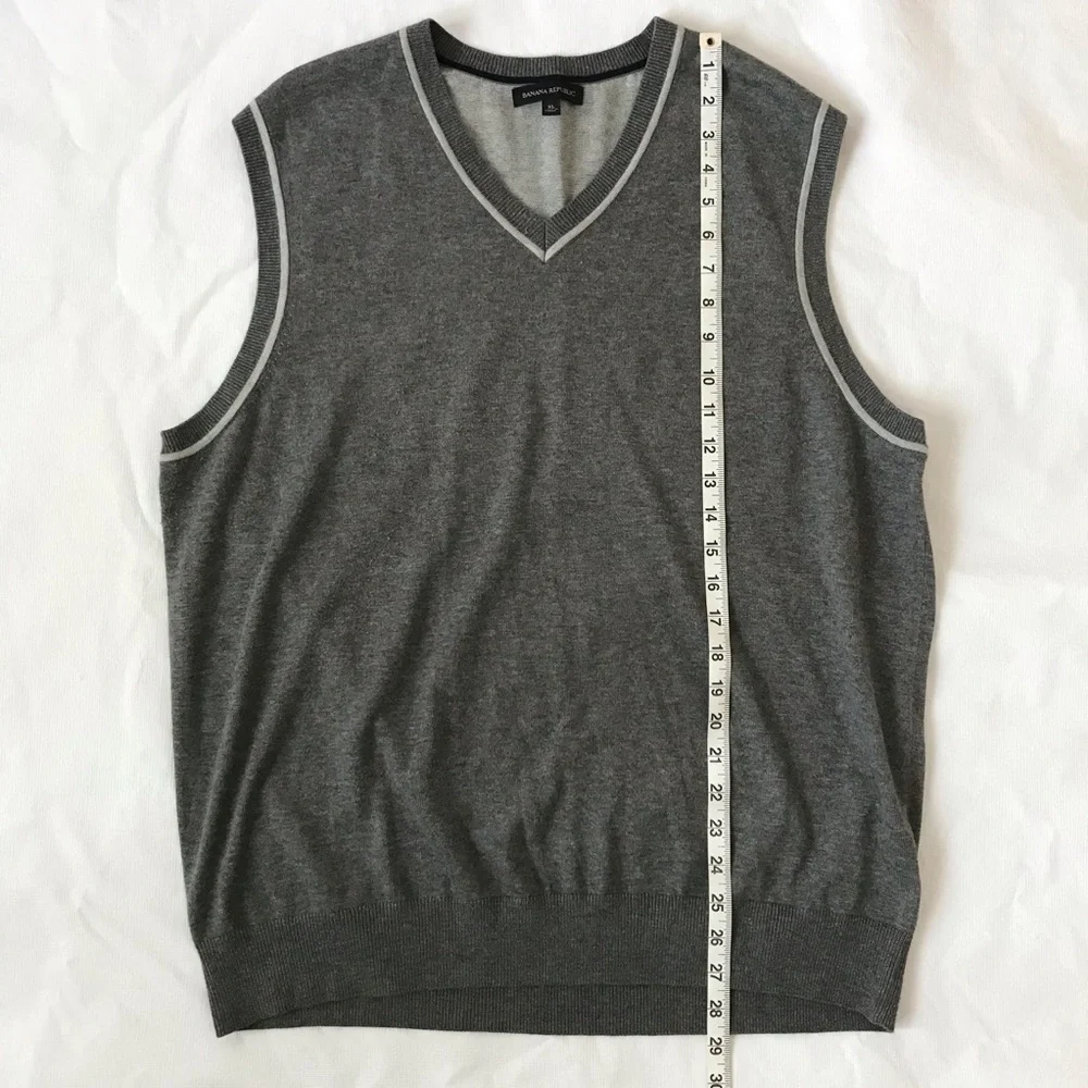 Banana Republic Cotton Silk V Neck Sweater Vest